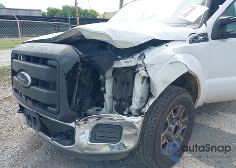 2016 Ford F-250 Xl z USA, uszkodzony, nr VIN 1FT7W2A63GEC06406